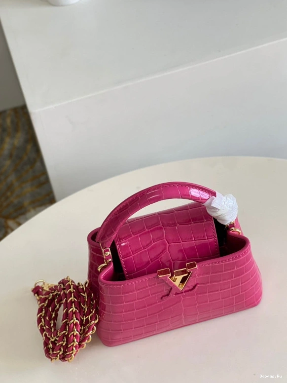 CAPUCINES MINI LOUIS VUITTON 0328